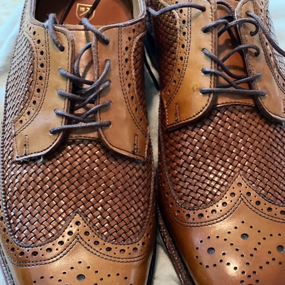 Men’s Dress Shoes - Picture 2 of 5